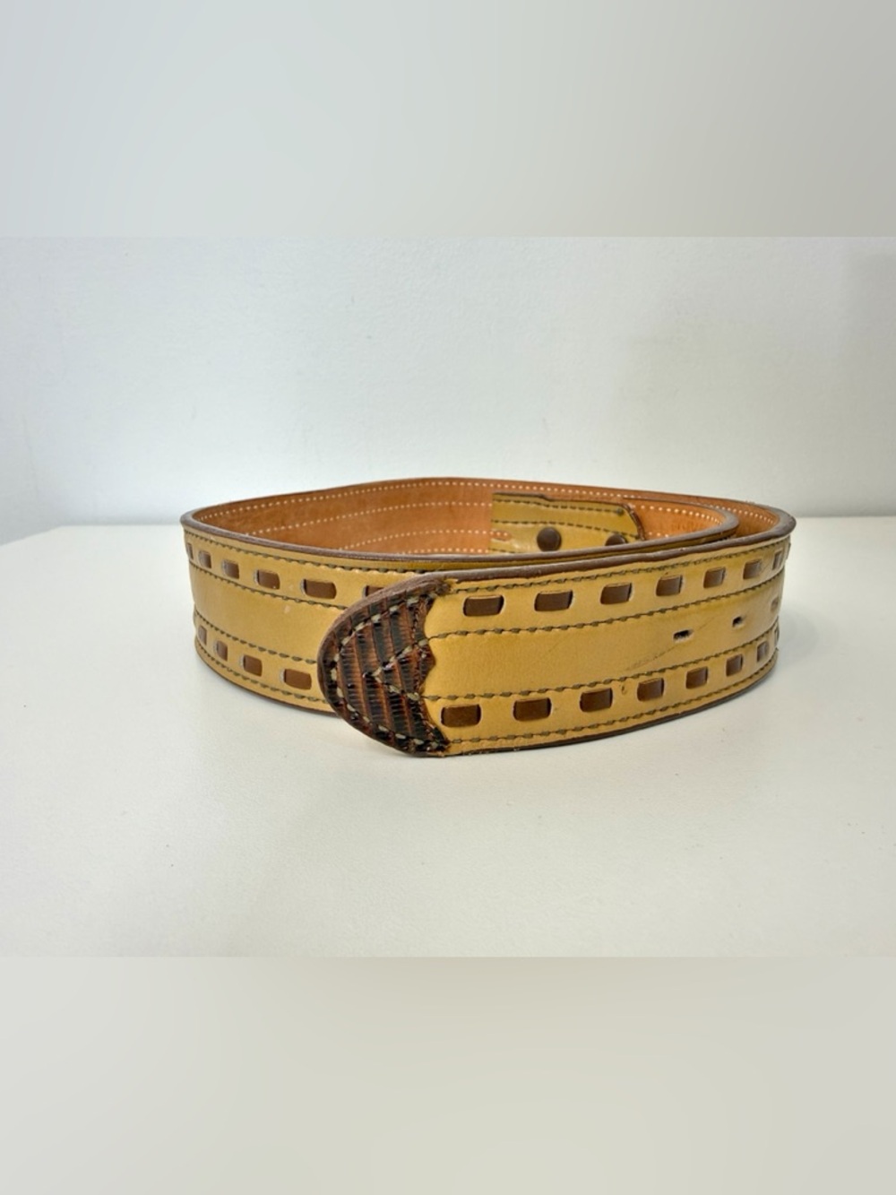 Nocona Tan Brown Whipstitch 1.5" Western Belt Strap Reptile Tip Size 30 Unisex